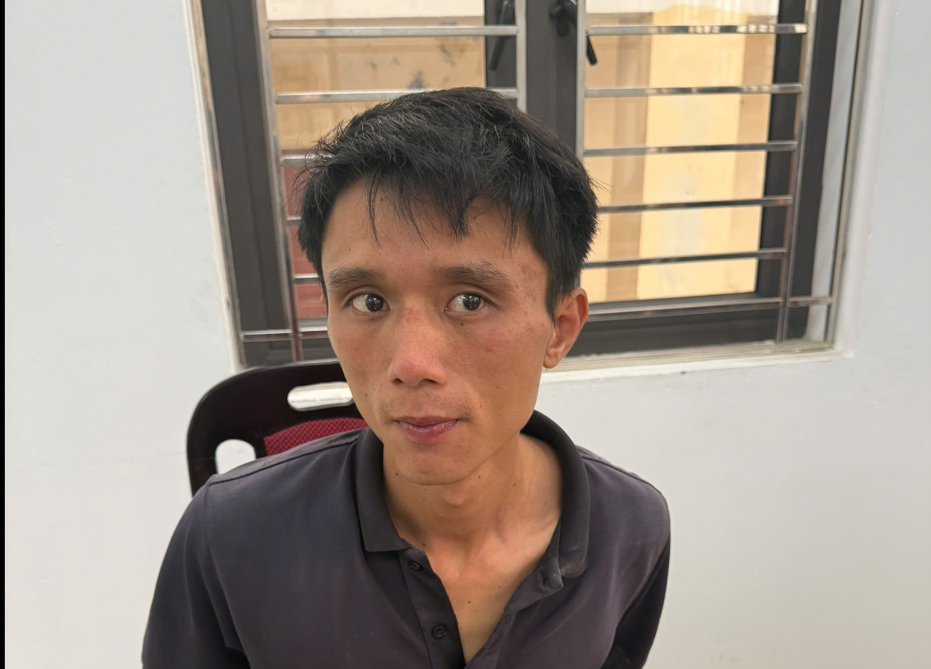 Nghi phạm sát hại cụ bà 87 tuổi, phi tang thi thể tại vườn chuối, dương tính với ma túy - Ảnh 1.