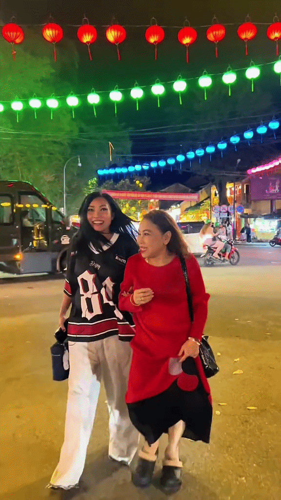 Siu Black lần đầu xuất hiện sau đợt nhập viện do suy thận, nghe hát mới hiểu đẳng cấp “hoạ mi núi rừng