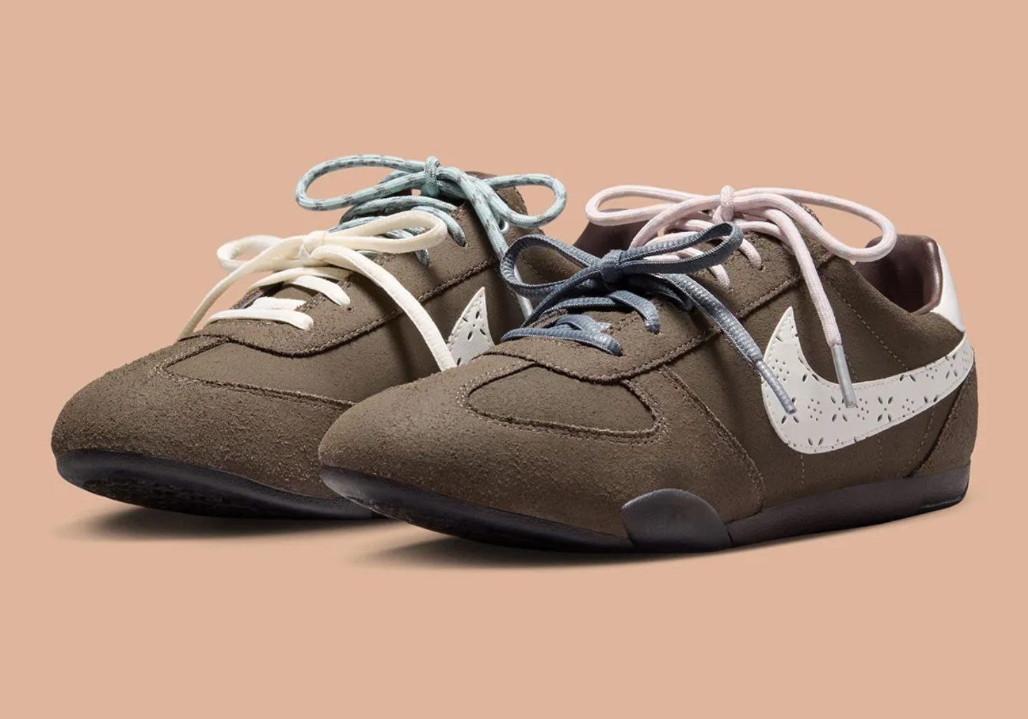 Sneakers mới toanh của Nike giúp bạn không cần bỏ cả ngàn đô mua Miu Miu x New Balance nữa- Ảnh 1.