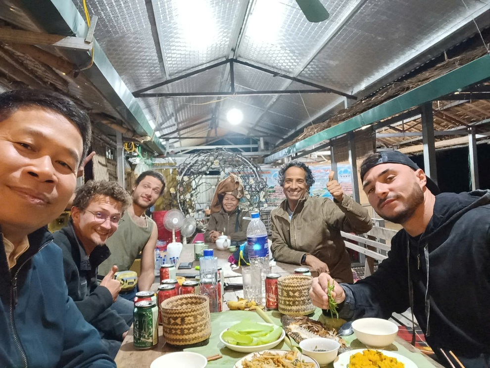 Sơn La: Món tép nhảy tanh tách trong miệng, khách Tây thấy lạ vẫn khen ngon - 2