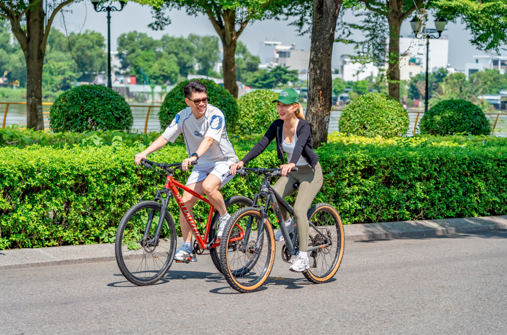 Sống khỏe mỗi ngày: Đạp xe, chạy bộ giữa thiên nhiên ven sông Sài Gòn - 1