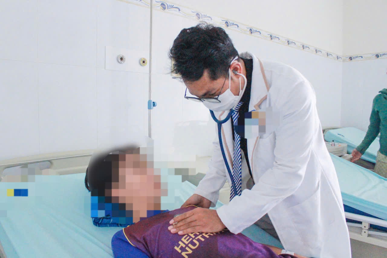 Nguy hiểm do sốt kéo dài không rõ nguyên nhân - Ảnh 3.