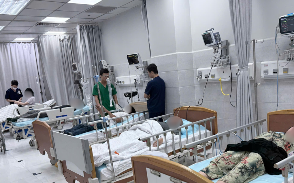 Sốt - dấu hiệu cảnh báo sớm bệnh viêm não mô cầu - 1