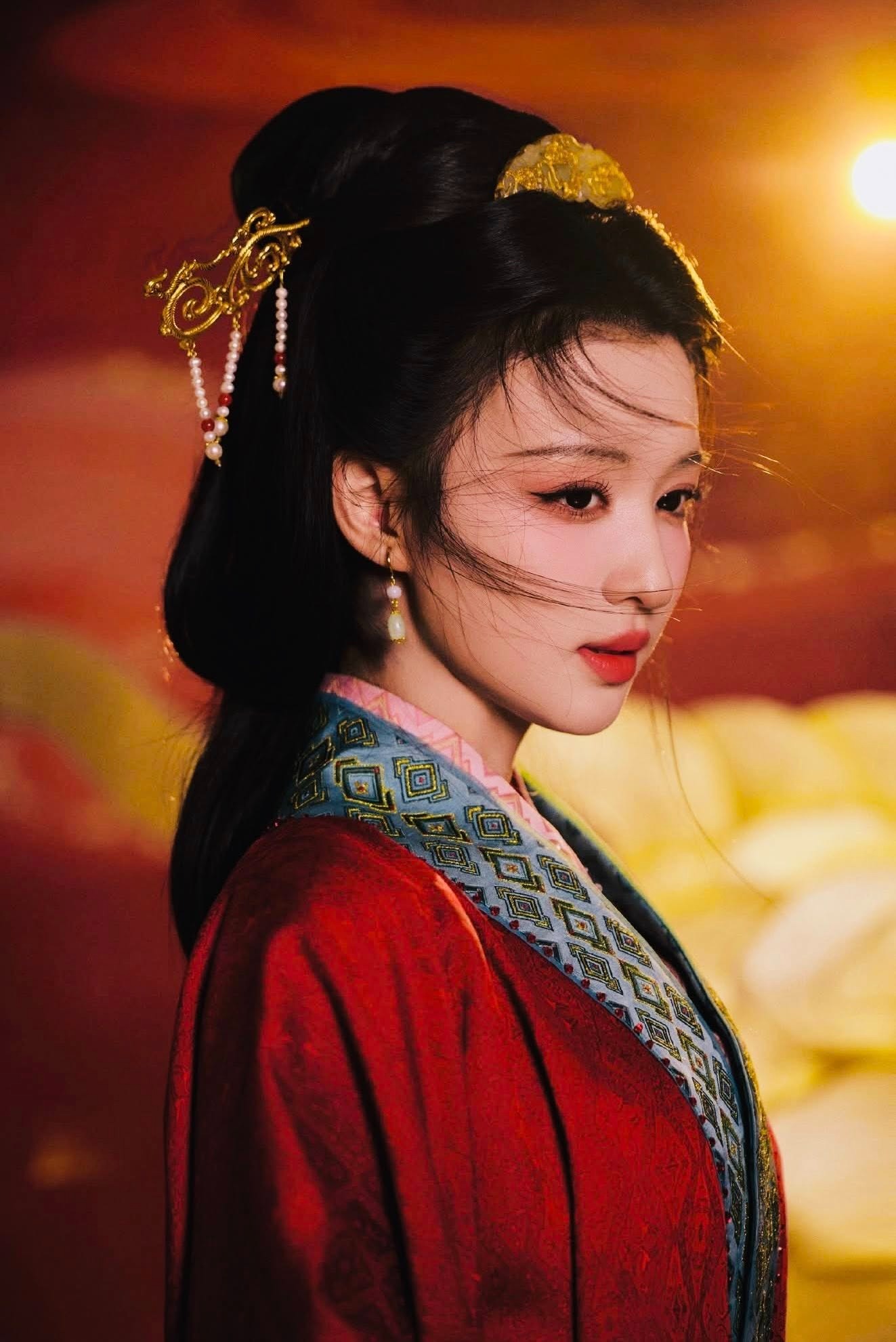 Cô gái sở hữu visual ngọt như quyện mật ong, đẹp tuyệt mỹ ở mọi góc độ: Style hoàn hảo tựa 