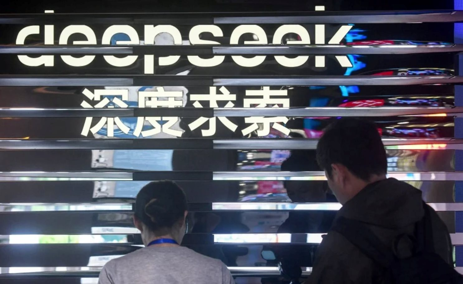 Sự cố mất truy cập kéo dài 12 giờ của 1 chatbot phơi bày mức độ phụ thuộc nghiêm trọng của con người vào AI- Ảnh 1.