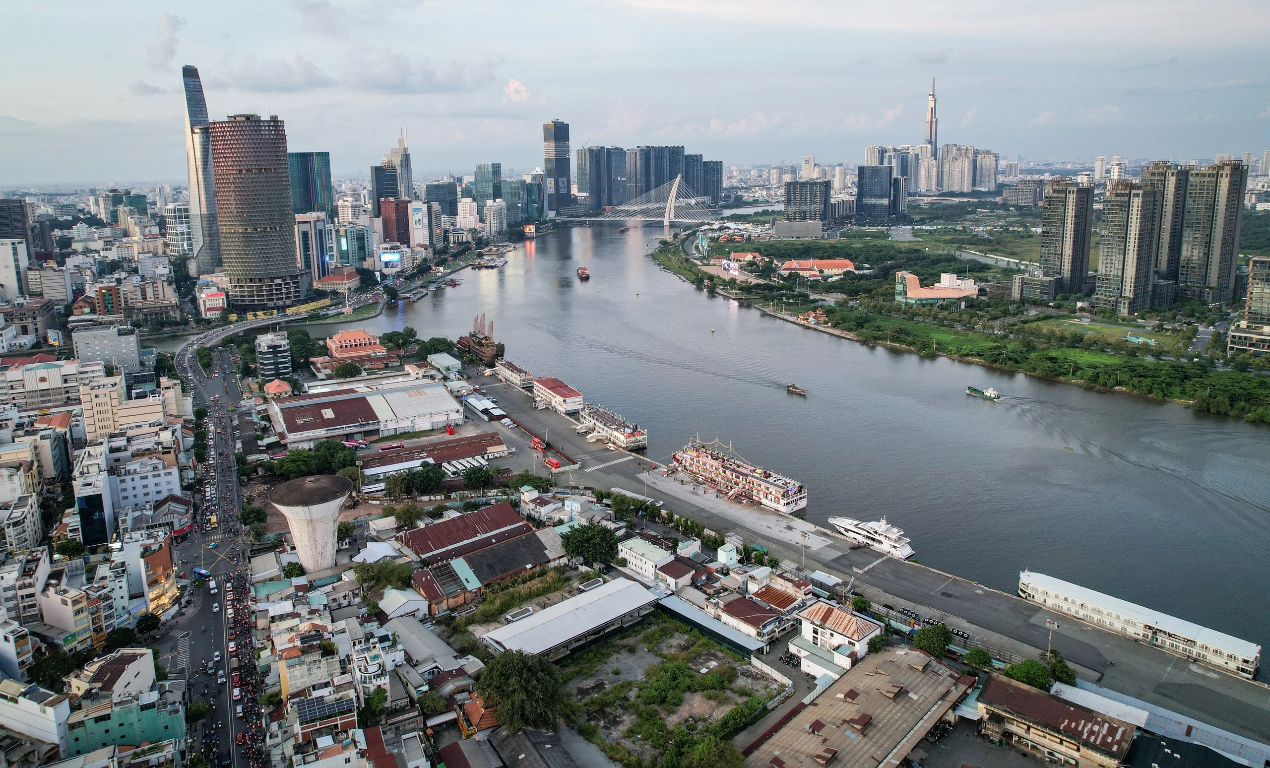 TP.HCM chính thức bãi bỏ dự án khu phức hợp Nhà Rồng - Khánh Hội- Ảnh 1.