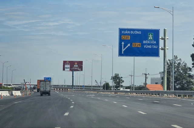 TP.HCM đề xuất khẩn thông xe cao tốc Biên Hòa - Vũng Tàu cuối tháng này - Ảnh 1.