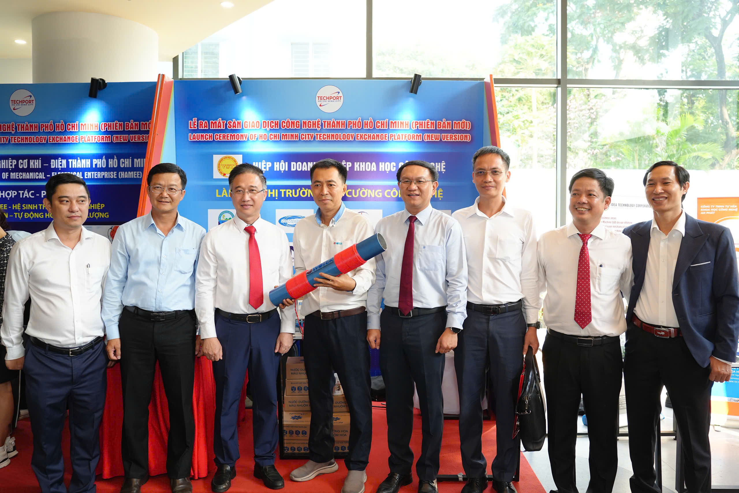 TPHCM chính thức ra mắt sàn giao dịch công nghệ - Ảnh 1.