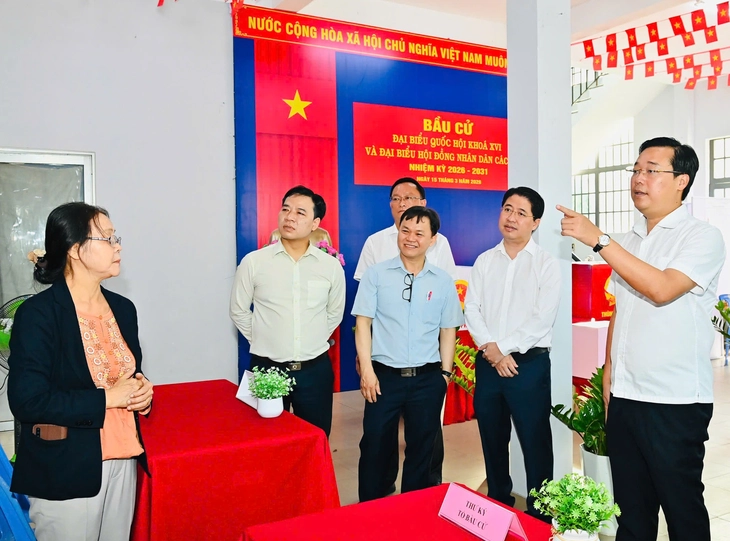 TP.HCM yêu cầu vận động cử tri đi bầu sớm, bầu đủ, tránh bầu thay - Ảnh 1.