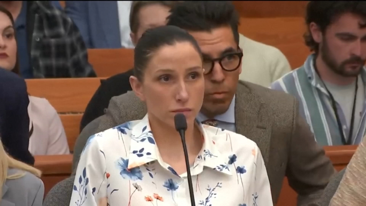 Tác giả viết sách về nỗi đau mất chồng hóa ra chính là người đã đầu độc chồng- Ảnh 1.