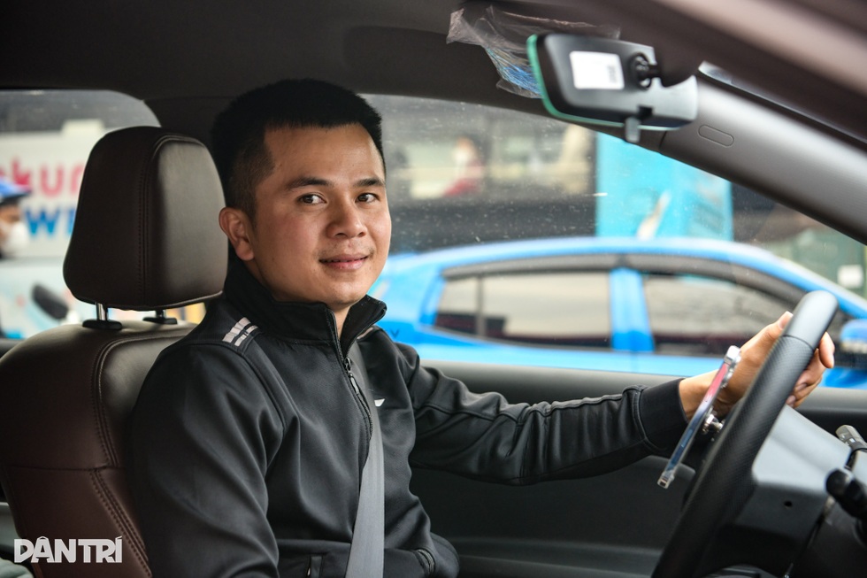 Tài xế kể chuyện được - mất khi chuyển từ taxi xăng sang điện - 1