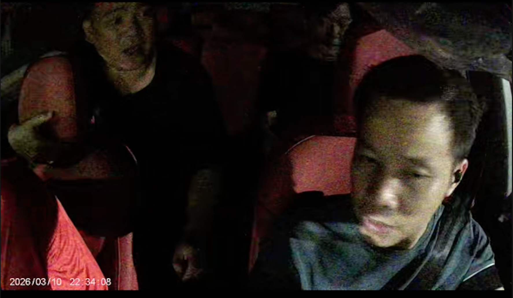 Tài xế lên tiếng sau vụ ồn ào với nhạc sĩ Minh Khang gây xôn xao - Ảnh 1.