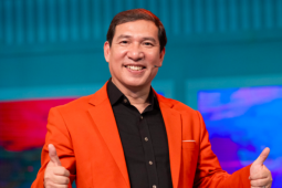 NSƯT Quang Thắng: Tết không nhận show để ở nhà với con, đưa hết tiền cho vợ