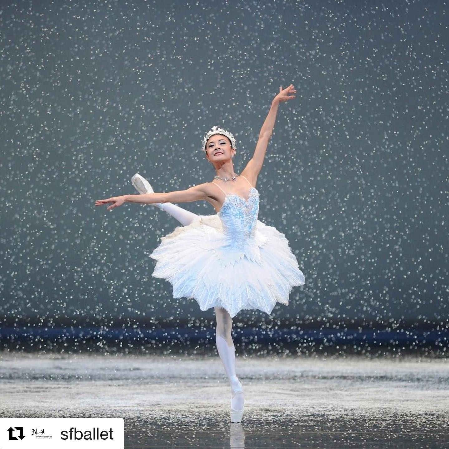 Táo đỏ không giúp bạn trẻ như Dương Lệ Bình, nhưng học 1 điều từ 