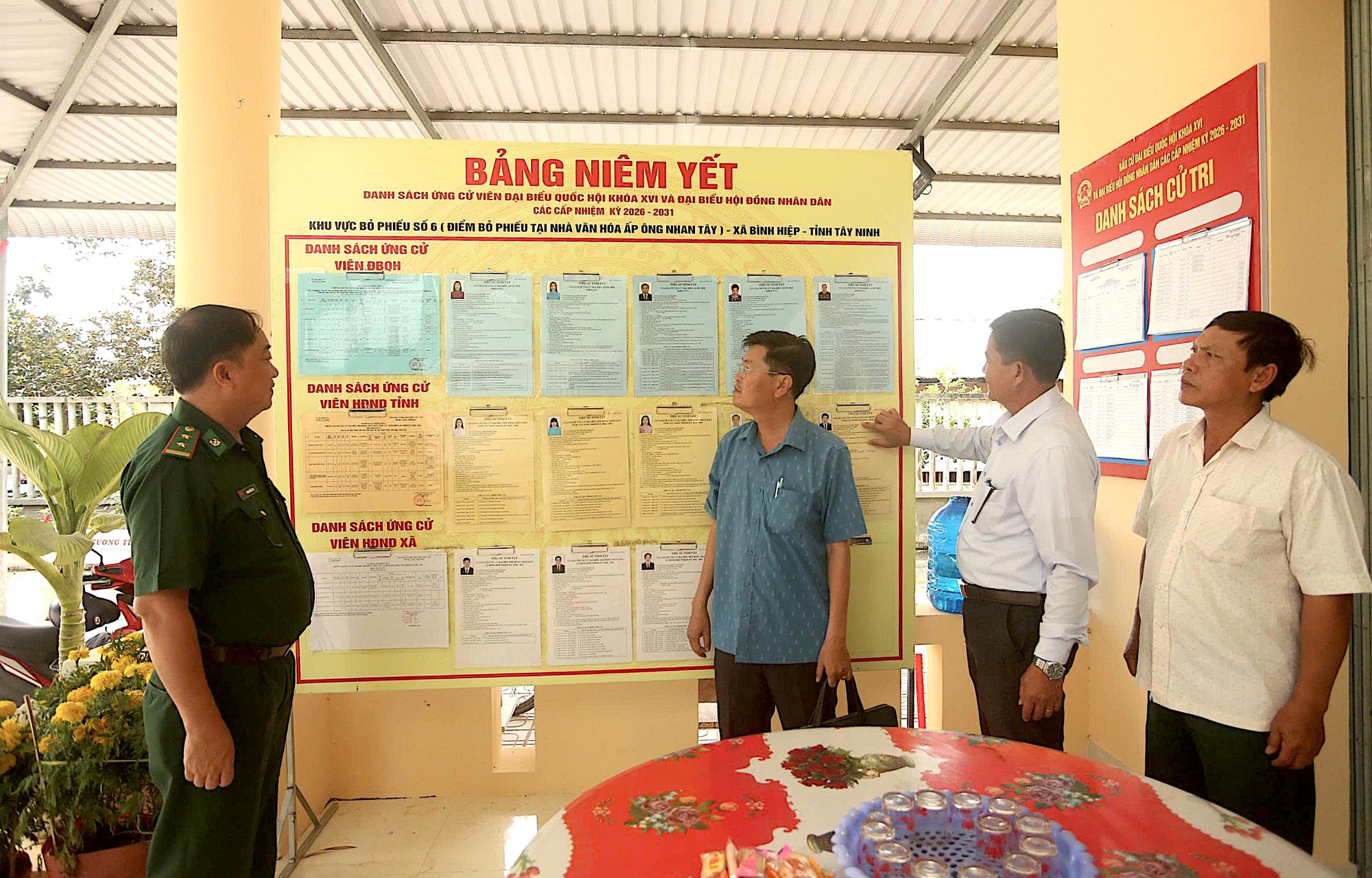 Tây Ninh: 1.664 khu vực bỏ phiếu đã sẵn sàng cho 2,4 triệu cử tri đi bầu cử - Ảnh 1.