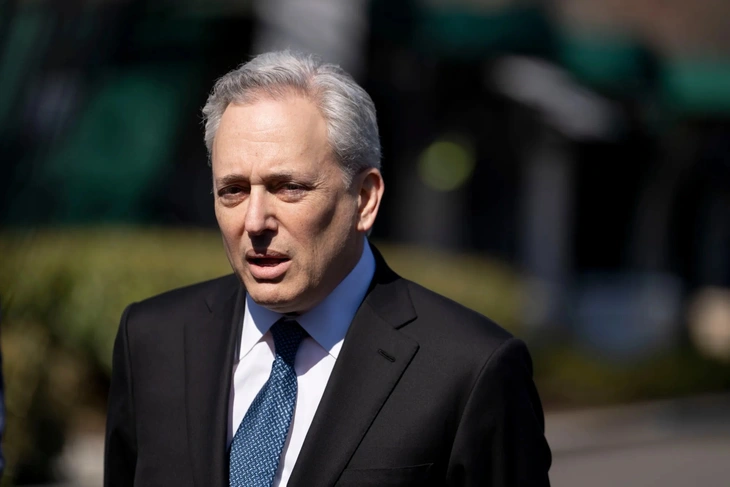 Tên lửa dồn dập ở Vùng Vịnh, Mỹ tung dầu dự trữ hạ nhiệt thị trường - Ảnh 3. Iran - Ảnh 3.