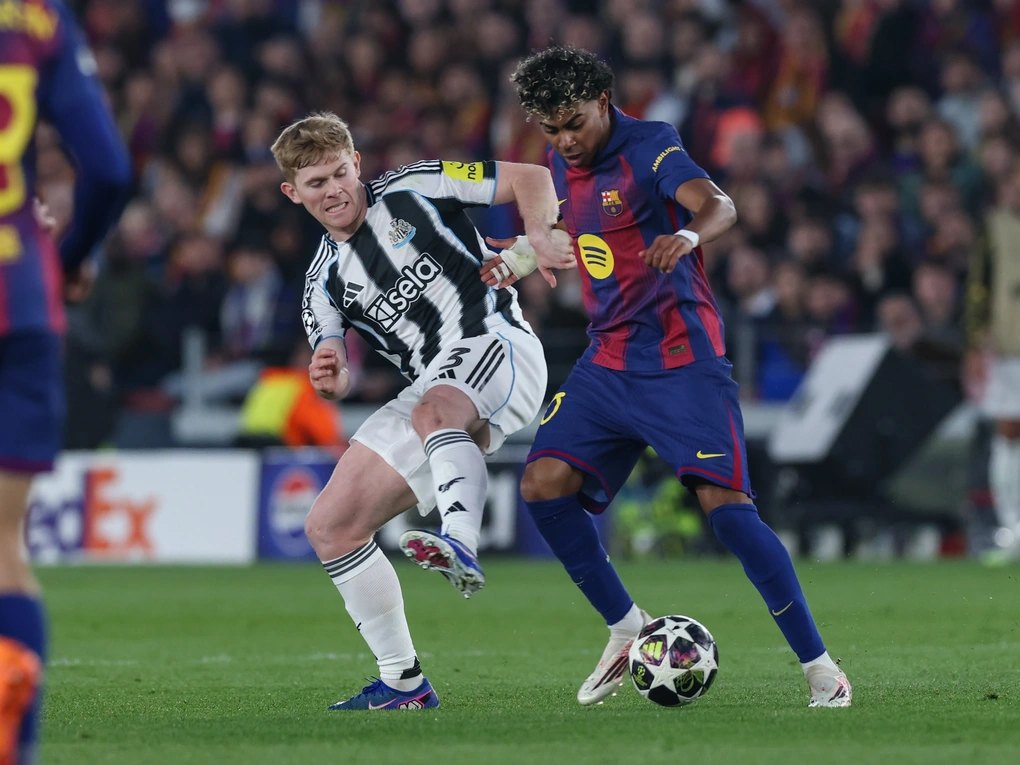 Thắng Newcastle 7-2, Barcelona hiên ngang vào tứ kết Champions League - 1