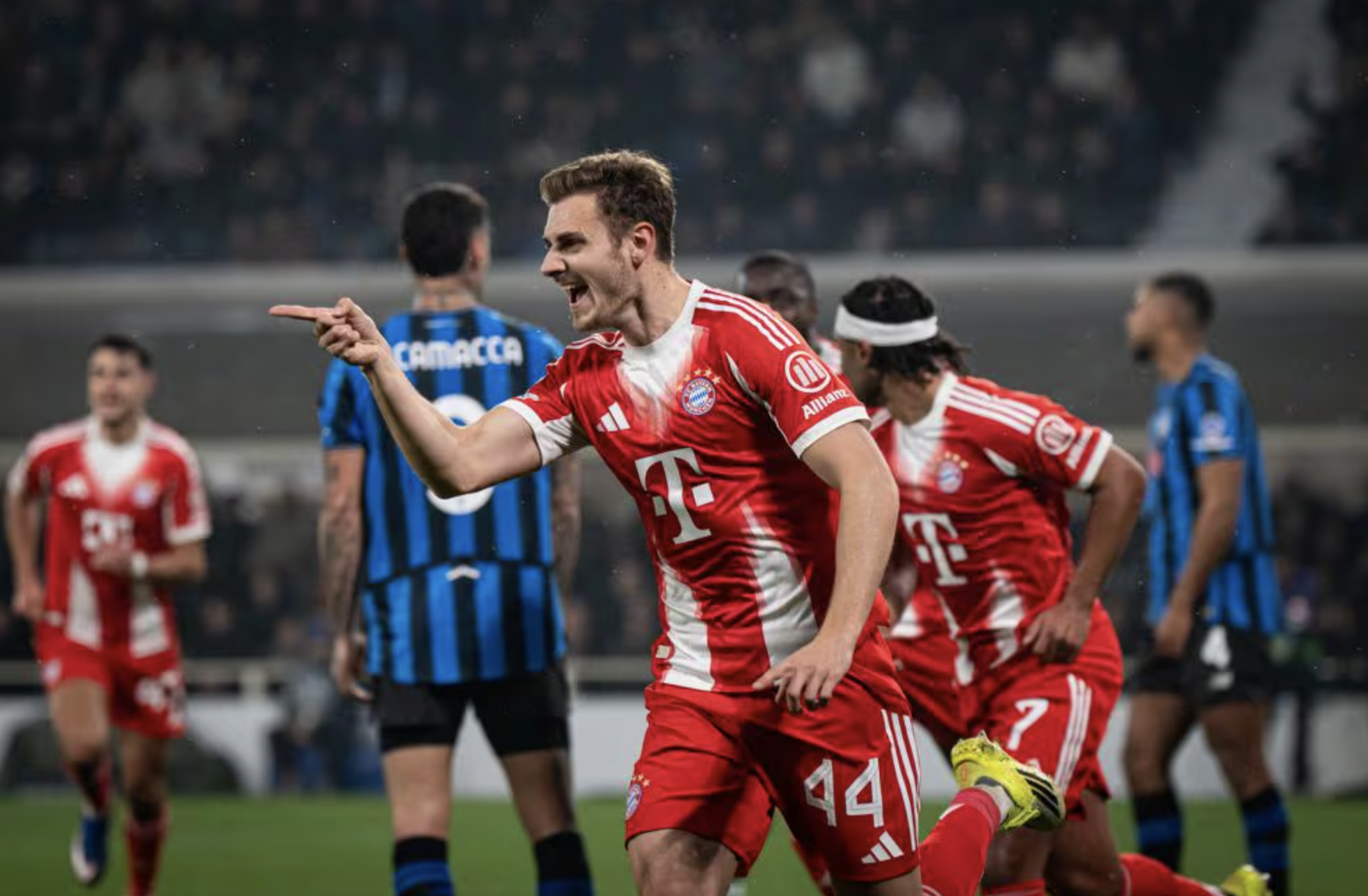 Thắng hủy diệt Atalanta, Bayern Munich đặt sẵn vé tứ kết Champions League - Ảnh 1.