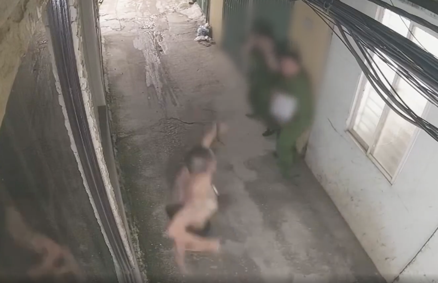 Trùm ma túy Trần Hải Quỳnh cướp xe tẩu thoát khi bị công an vây bắt - Ảnh 2.