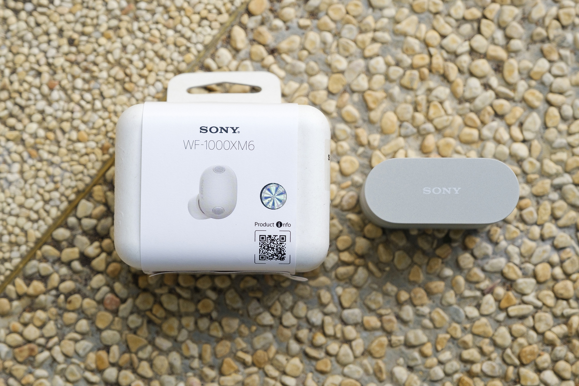 Trải nghiệm tai nghe Sony WF-1000XM6: Thiết kế mới toanh, chất âm nghe “dính” tai- Ảnh 1.