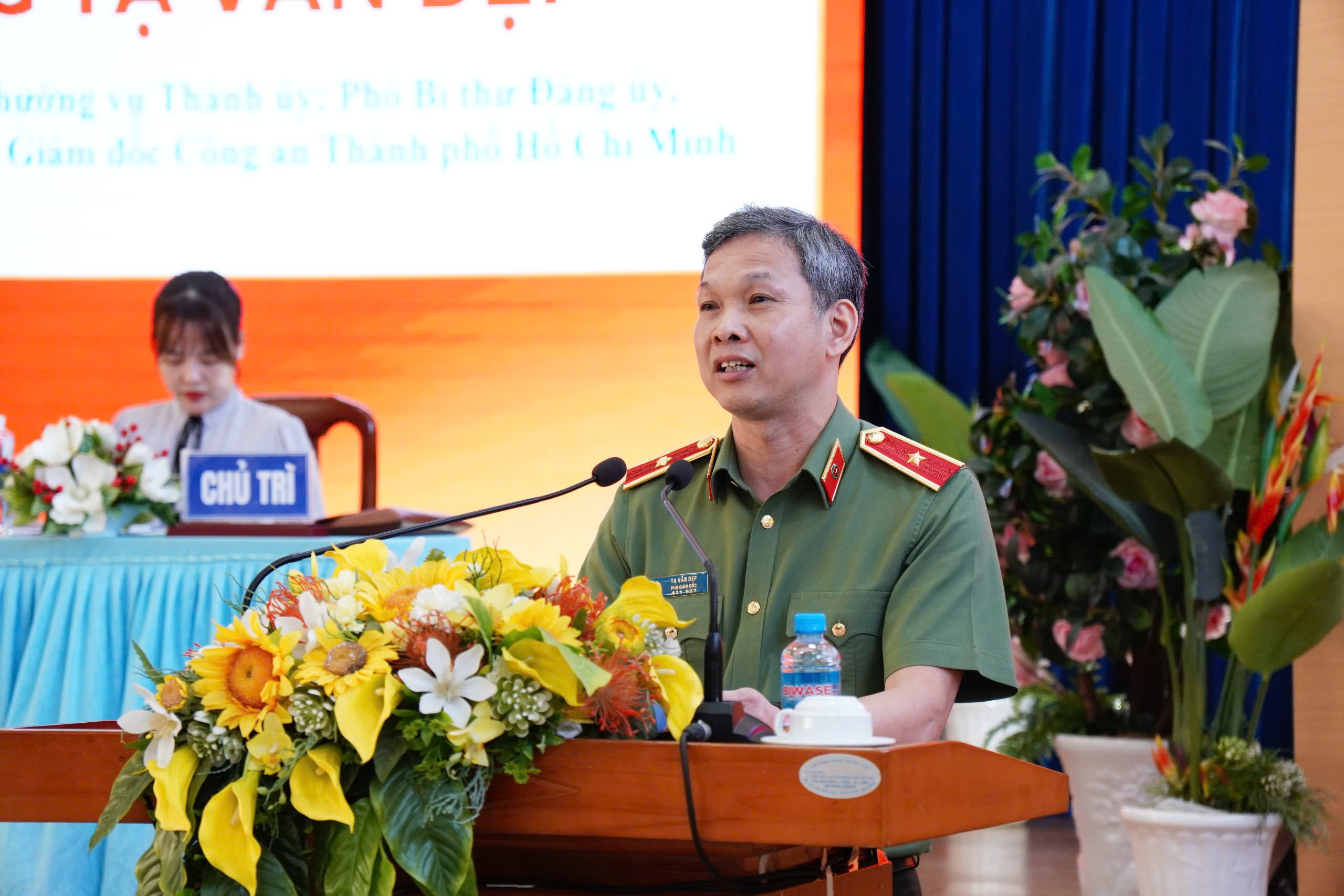 Tạ Văn Đẹp - Ảnh 1.