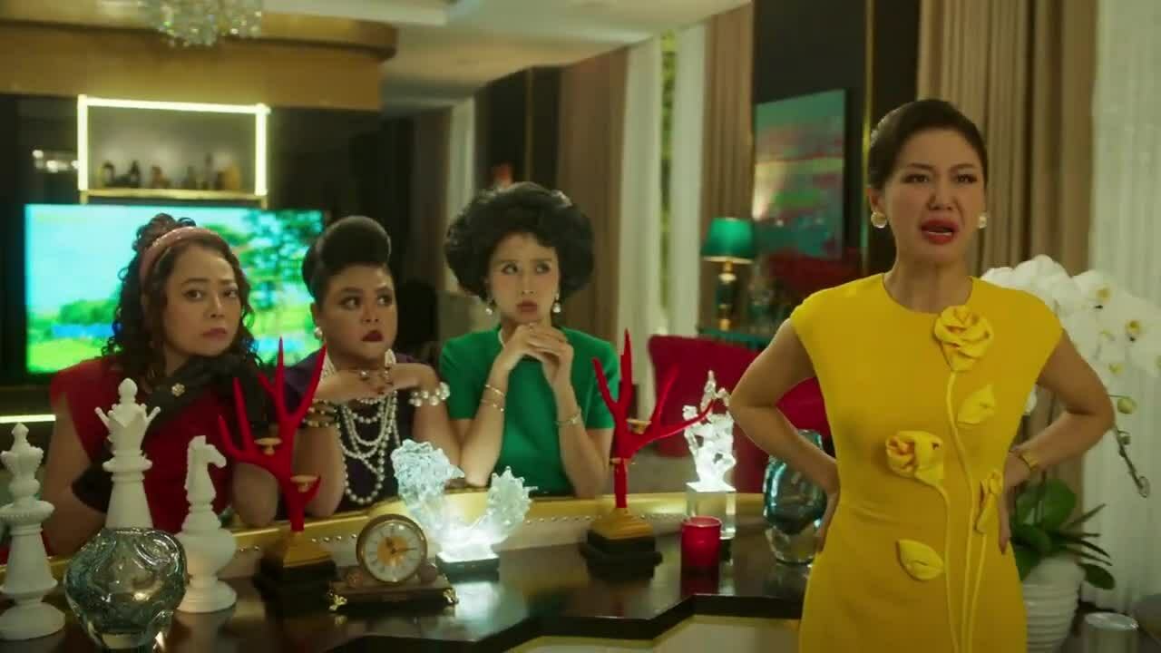 Phân cảnh Hải Lan (Văn Mai Hương) tranh cãi với chồng - phim dán nhãn 18+