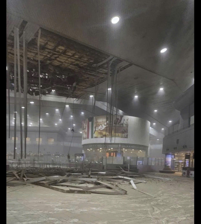 Sân bay quốc tế Kuwait bị máy bay không người lái tấn công ngày 28/2. Ảnh: Iran Observer/X