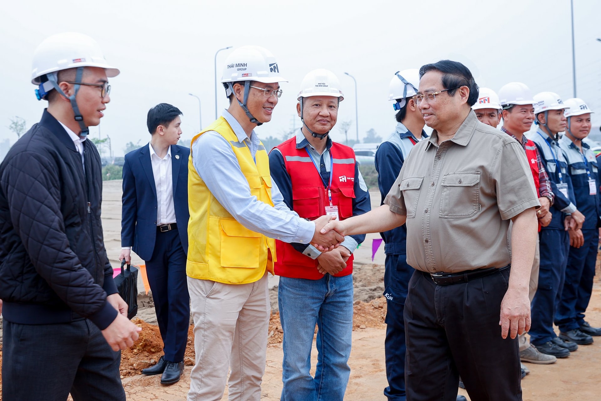 Thông tin mới nhất về siêu sân bay 5 sao top 10 thế giới, tổng đầu tư 196.000 tỷ đồng, cách Hà Nội 40 km- Ảnh 1.