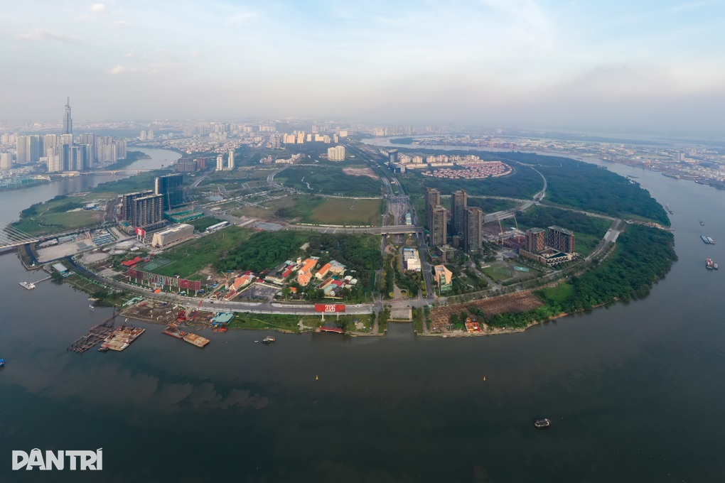Thủ Thiêm đua cao tầng: Sắp xây khu hành chính và tháp 99 tầng - 1