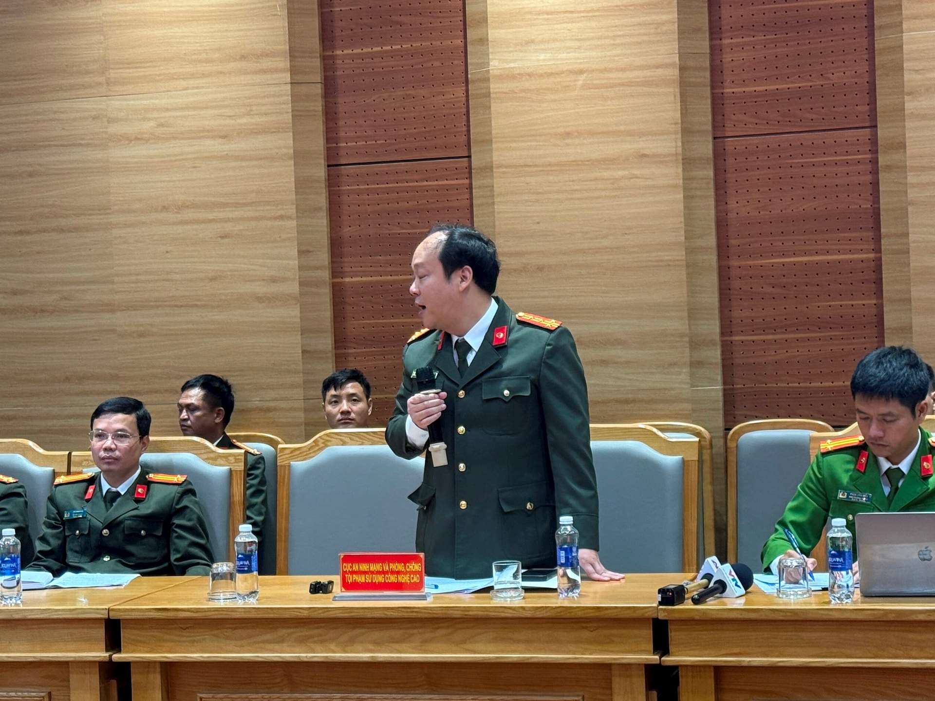 Vụ Xôi Lạc TV: Thu giữ, phong toả hơn 300 tỷ đồng; Nhiều nhân viên trẻ có trình độ thạc sĩ- Ảnh 1.