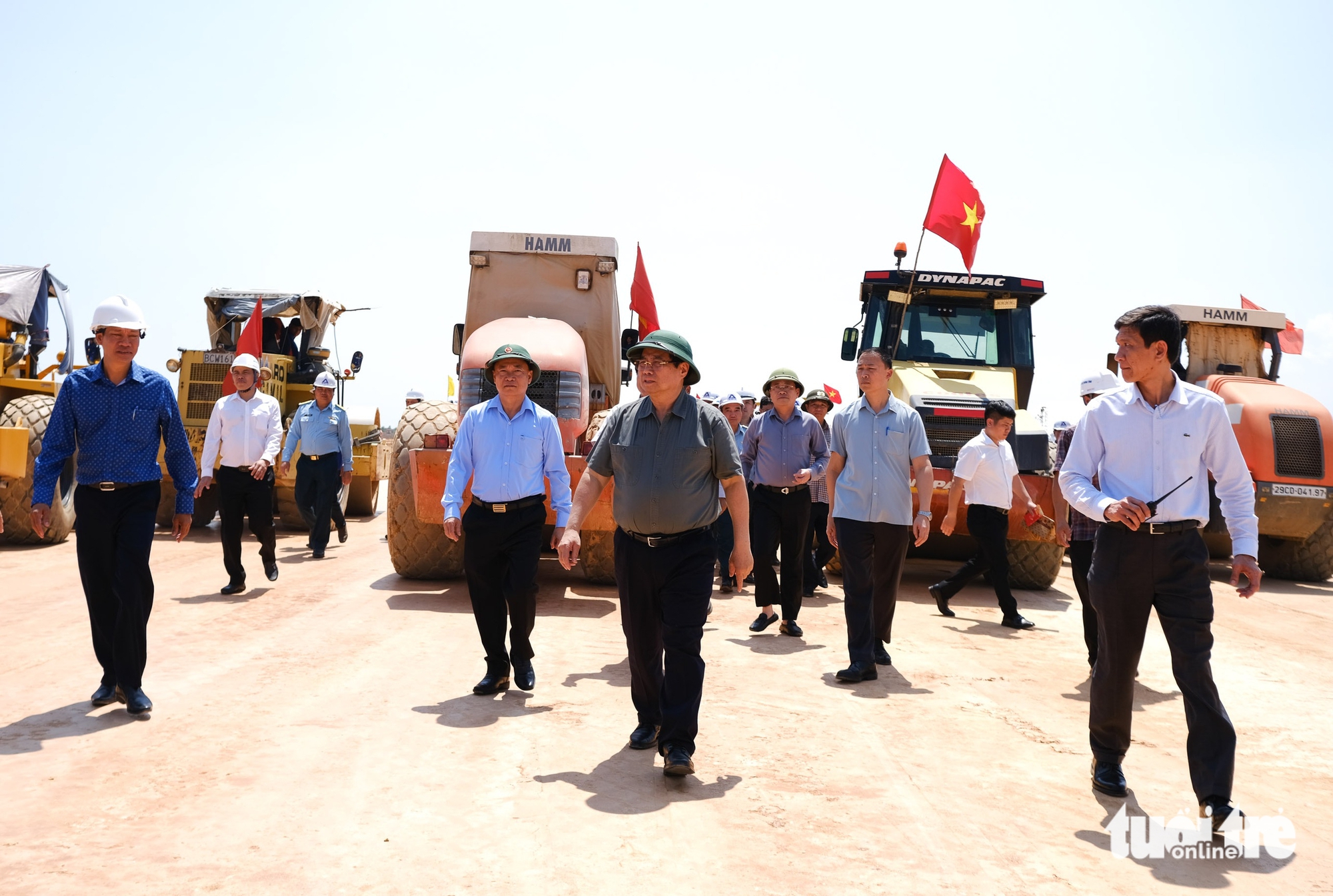 Thủ tướng yêu cầu sớm đưa vào khai thác các cao tốc qua Nam Trung Bộ 3 cao tốc Quảng Ngãi - Hoài Nhơn - Ảnh 4.