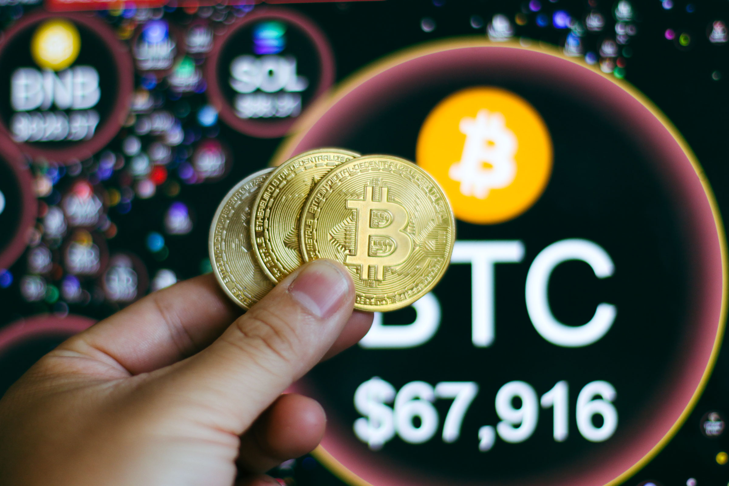 Thủng đáy 68.000 USD, thổi bay nửa tỉ USD của người chơi 1 Giá Bitcoin hôm nay 23.3.2026: Thủng đáy 68.000 USD, thổi bay nửa tỉ USD của người chơi - Ảnh 1.