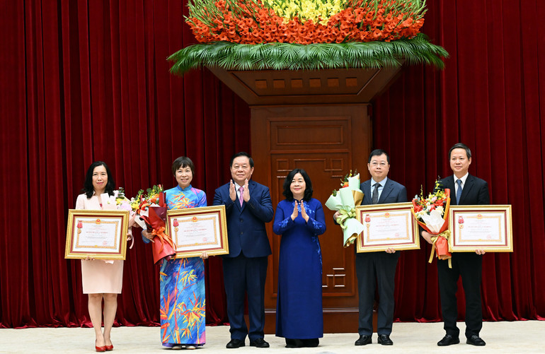 Thường trực Ban Bí thư: Tiếp tục đưa tinh thần Đại hội XIV của Đảng vào công tác hằng ngày - Ảnh 3.