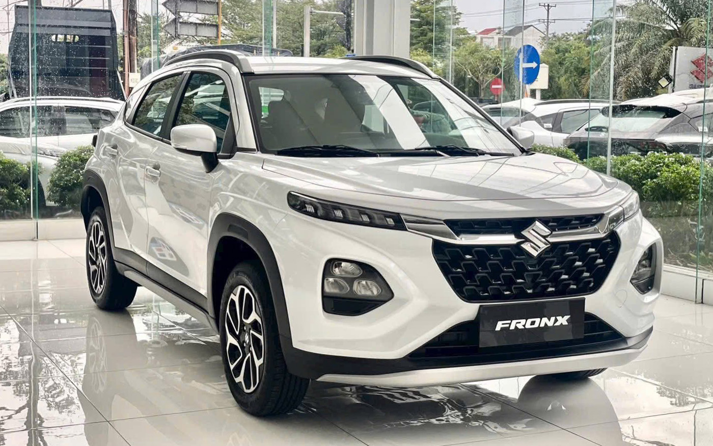 Tin tức giá xe: Hàng loạt SUV cỡ nhỏ giảm giá hàng chục triệu, tiệm cận xe gầm thấp - Ảnh 1.