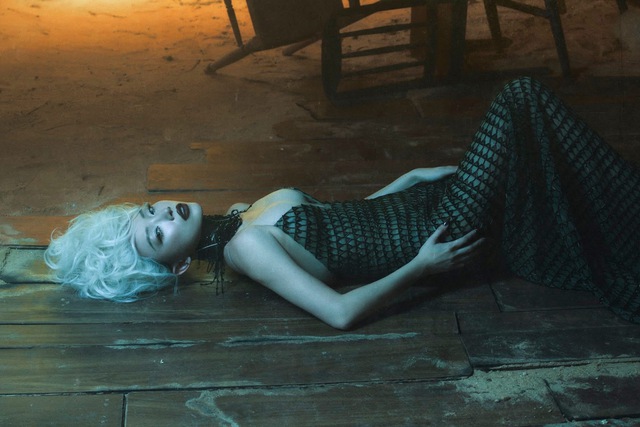 Tóc Tiên quyết không cho dân tình nghỉ ngơi- Ảnh 1.