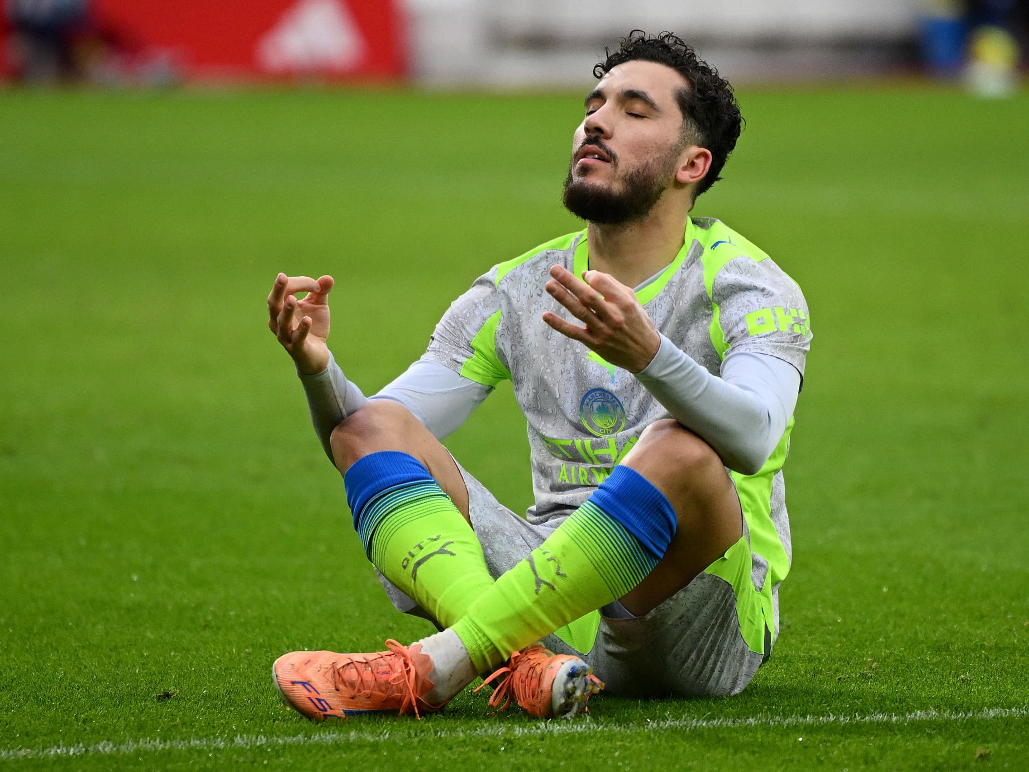 Toi muon dua bong da kieu cu tro lai thanh