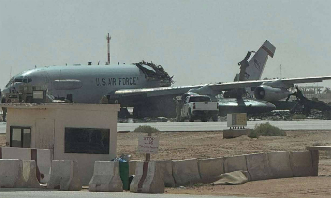 Máy bay được cho là E-3 của Mỹ Mỹ sau đòn tấn công của Iran ngày 26/3. Ảnh: Facebook/ Air Force Amn/Nco/Snco