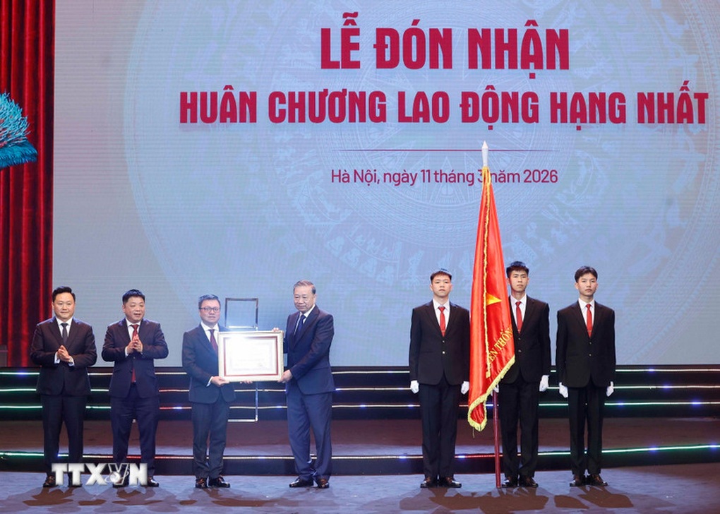 Tổng Bí thư: Báo Nhân Dân phải là “đơn vị xung kích”, “trạm cảm biến” thông tin sắc bén - 1