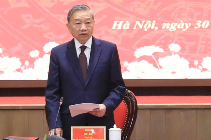 Tổng Bí thư Tô Lâm phát biểu tại hội nghị làm việc với Ban Thường vụ Thành ủy Hà Nội, chiều 30/3. Ảnh: Quang Thái