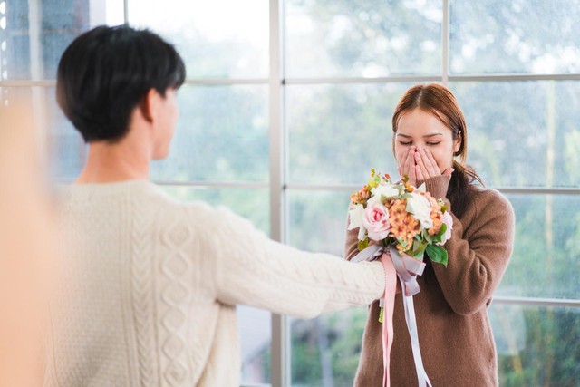 Trải nghiệm ngày nghỉ lãng mạn khi 8/3 rơi vào Chủ nhật cùng 4 gợi ý quà tặng “ghi điểm” với nàng- Ảnh 1.