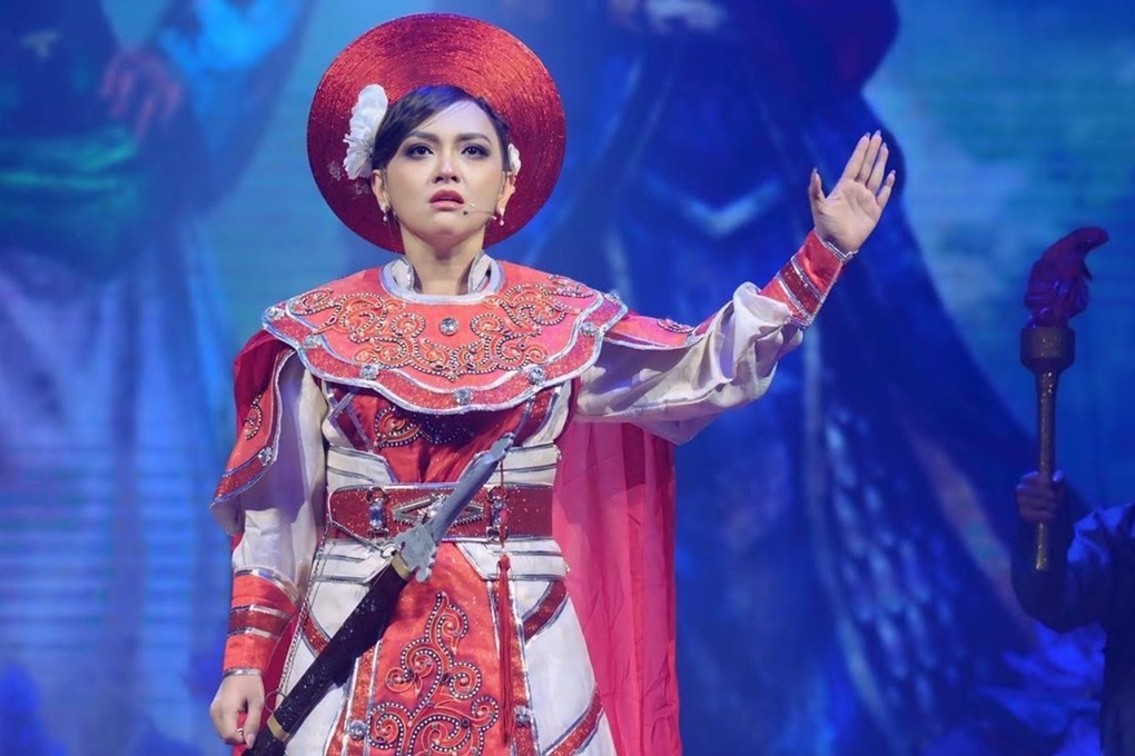 Tranh cãi cháu gái Vũ Linh phá nát vở diễn kinh điển: Sở Văn hóa tuýt còi - 1