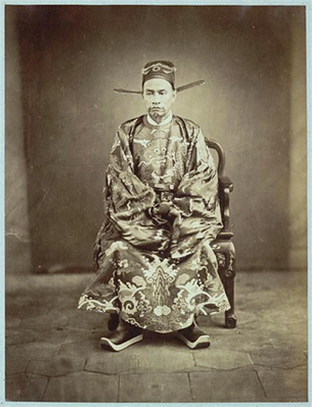 Triều vua Kiến Phúc kháng Pháp- Ảnh 1. Triều vua Kiến Phúc kháng Pháp- Ảnh 1.