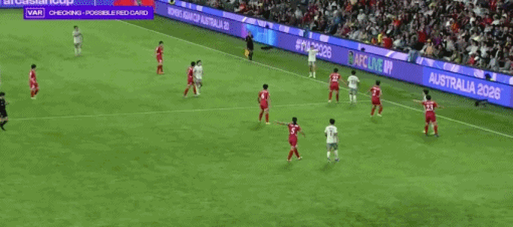 Trọng tài Việt Nam gây tranh cãi lớn, tuyển nữ Triều Tiên suýt bỏ trận - 2