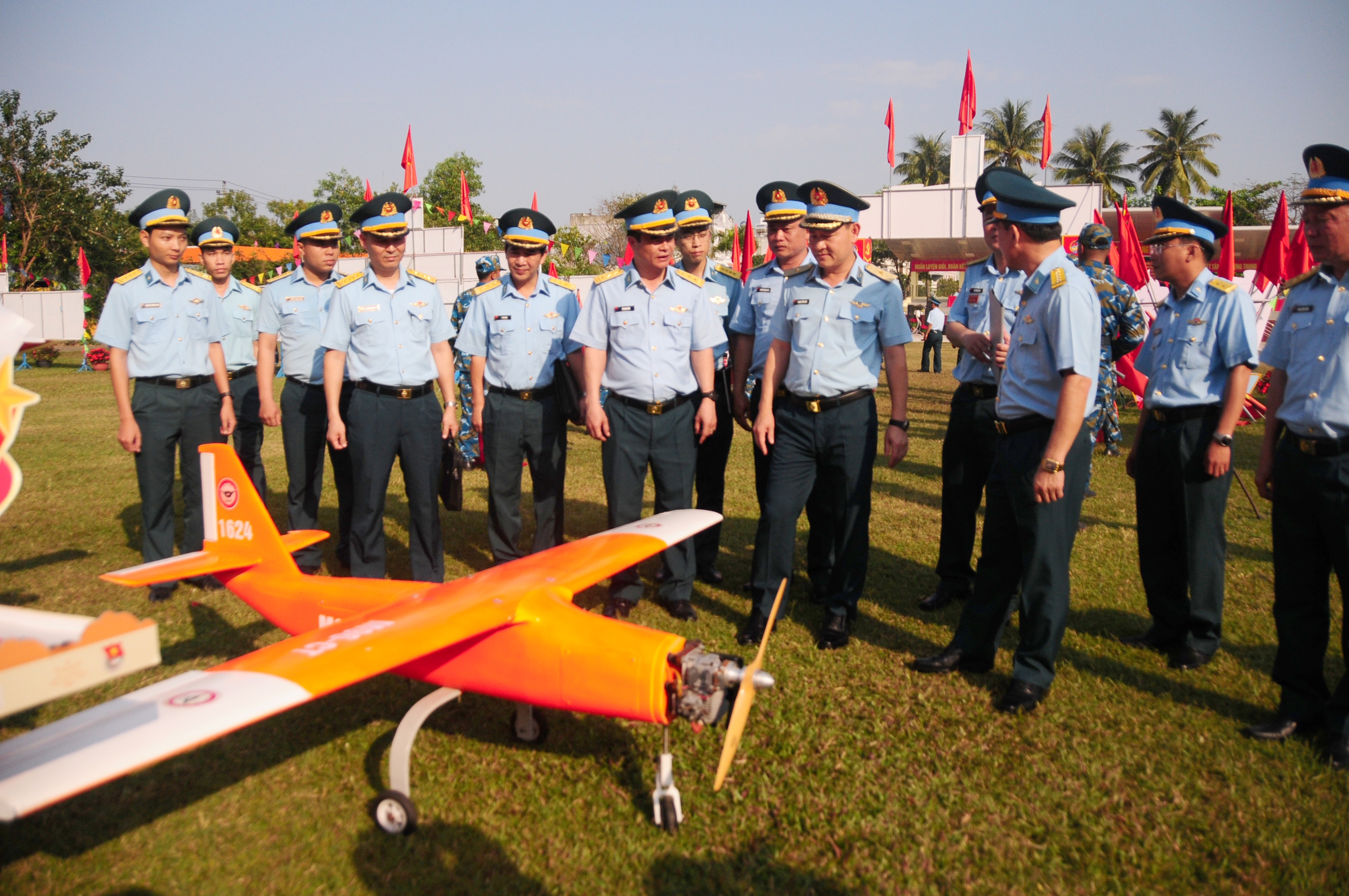 tên lửa - Ảnh 1.