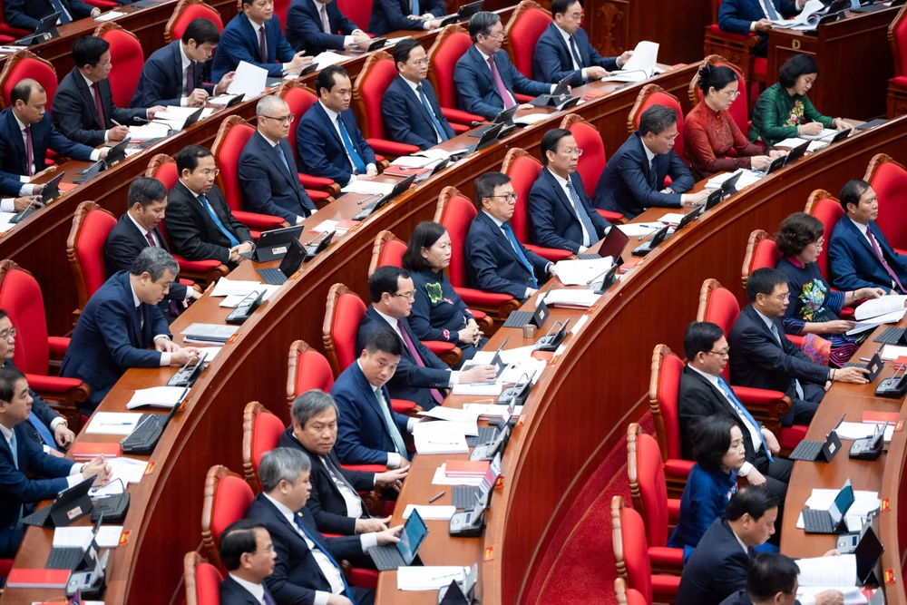 Các đại biểu tham dự Hội nghị Trung ương 2 khóa XIV. Ảnh: PHẠM THẮNG Trung ương họp riêng về giới thiệu nhân sự các chức danh lãnh đạo các cơ quan nhà nước