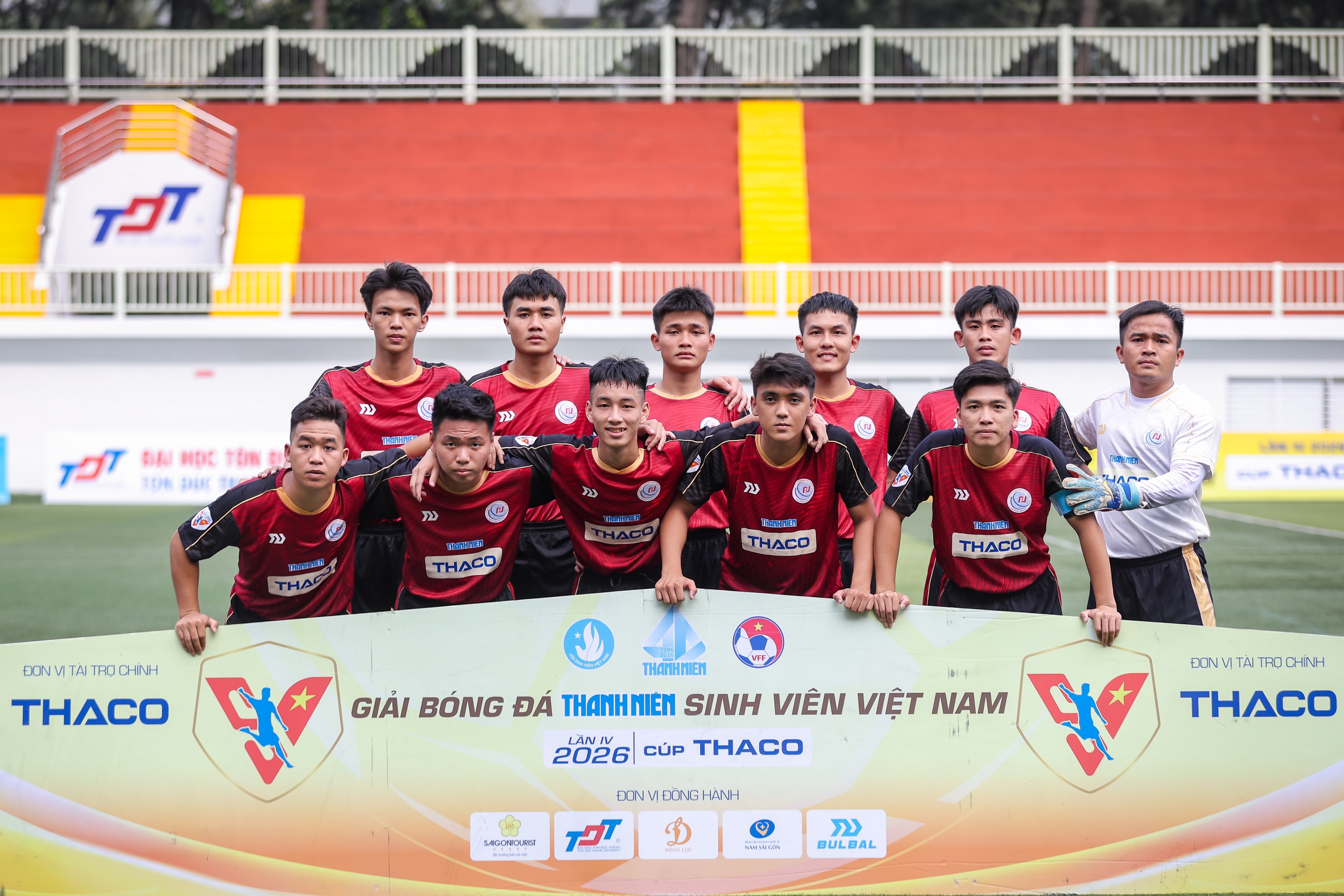 Trường ĐH Quy Nhơn phát huy tinh thần thượng võ tại VCK TNSV THACO cup 2026- Ảnh 1. Trường ĐH Quy Nhơn phát huy tinh thần thượng võ tại VCK TNSV THACO cup 2026- Ảnh 1.