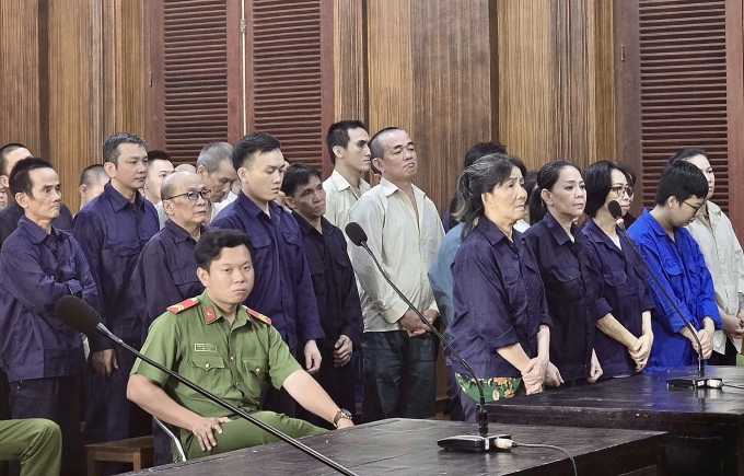 Các bị cáo tại tòa hôm nay. Ảnh: Hải Duyên