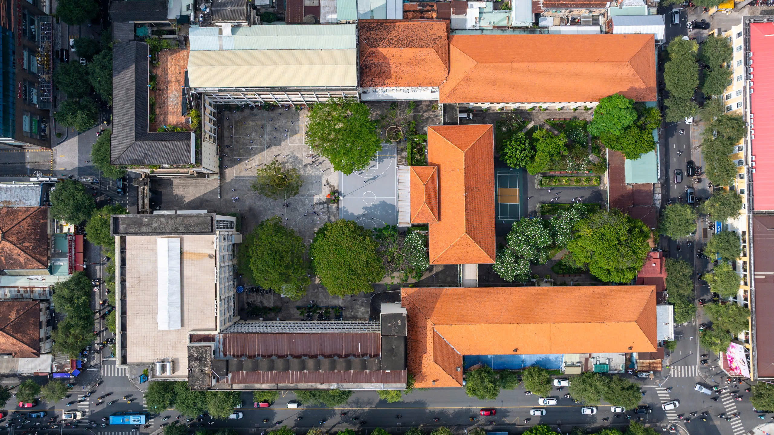 Trường dòng 150 tuổi dành cho nam sinh đầu tiên ở TP.HCM có gì đặc biệt?- Ảnh 1.