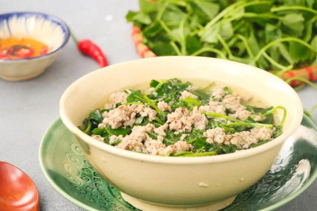 Từ giờ đến hết tháng Giêng âm: Ăn 2 món quen thuộc này vừa tốt cho gan, vừa mang ý nghĩa mở vận đầu năm 1 Từ giờ đến hết tháng Giêng âm: Ăn 2 món quen thuộc này vừa tốt cho gan, vừa mang ý nghĩa mở vận đầu năm - 1