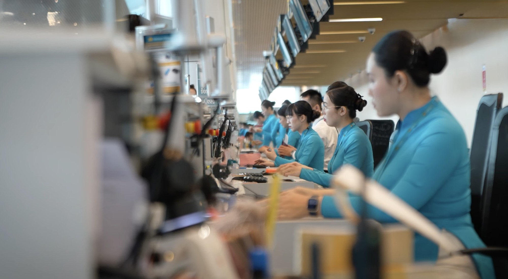 Từ nay, ai bay Vietnam Airlines cần soi kỹ 5 ký tự này để được nâng cấp lên hạng Thương gia miễn phí- Ảnh 1.